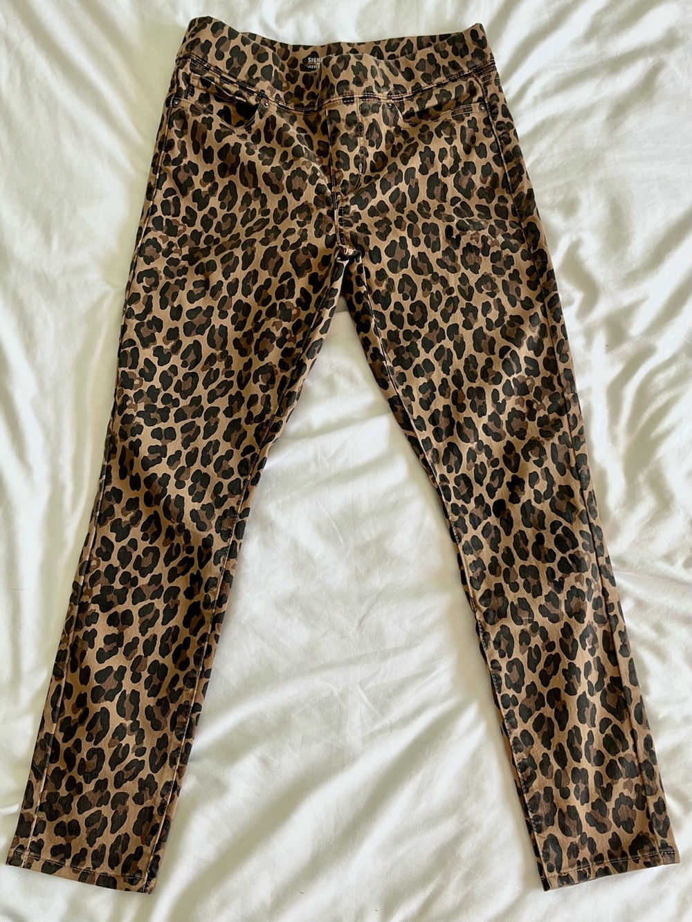 LEVI STRAUSS & Co. Signature Leopard Print Women’s Skinny Jeans - Brown/Black